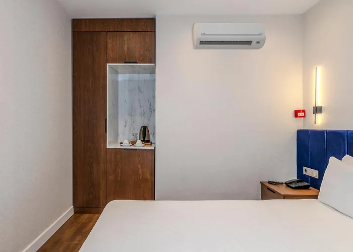 Old Topkapi Porta Romanos Ottoman Heritage Hotel