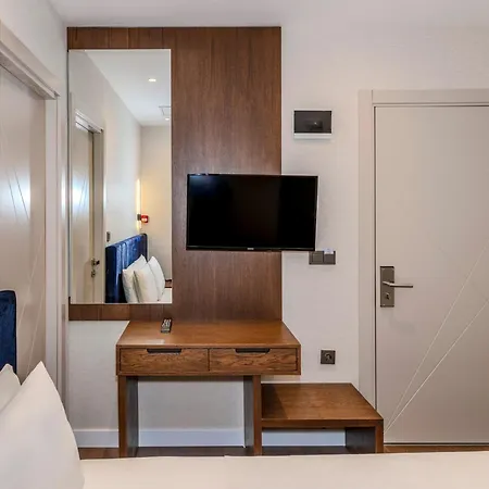 Old Topkapi Porta Romanos Ottoman Heritage Hotel